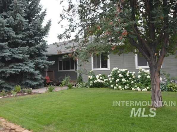 920 Snowflake Dr, Hailey, ID 83333