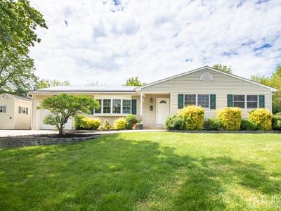 17 Annmar Dr, Matawan, NJ, 07747