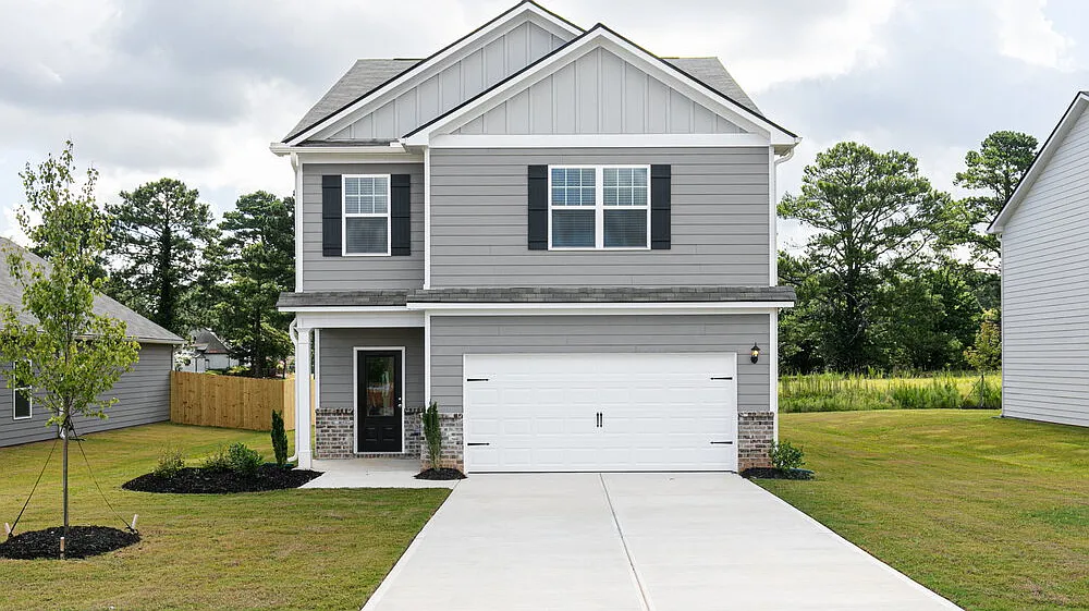 4 bed, 2.5 bath, 2384 sqft, $2,460 — Photo 1