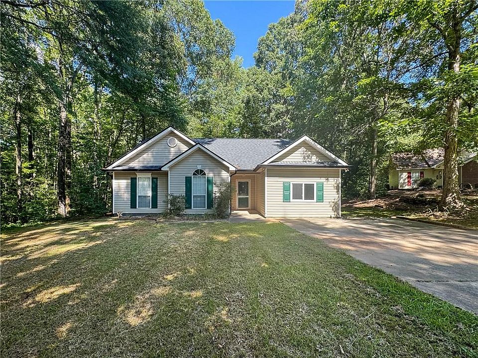 1st image of 180 Saint James Pl