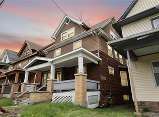 451 7th St, Niagara Falls, NY 14301