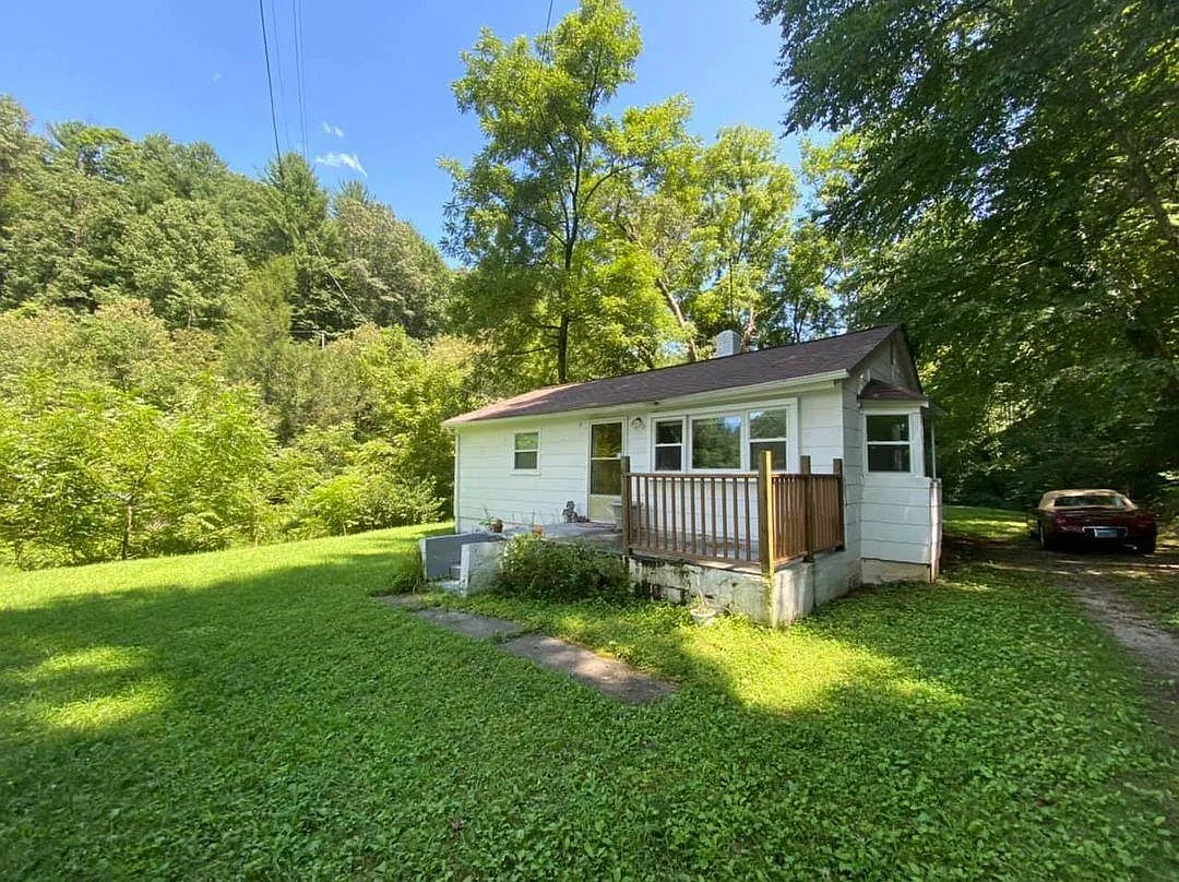 6846 Hofawger Rd photo 1