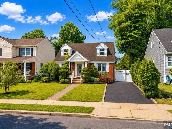 345 2nd Ave, Garwood, NJ 07027