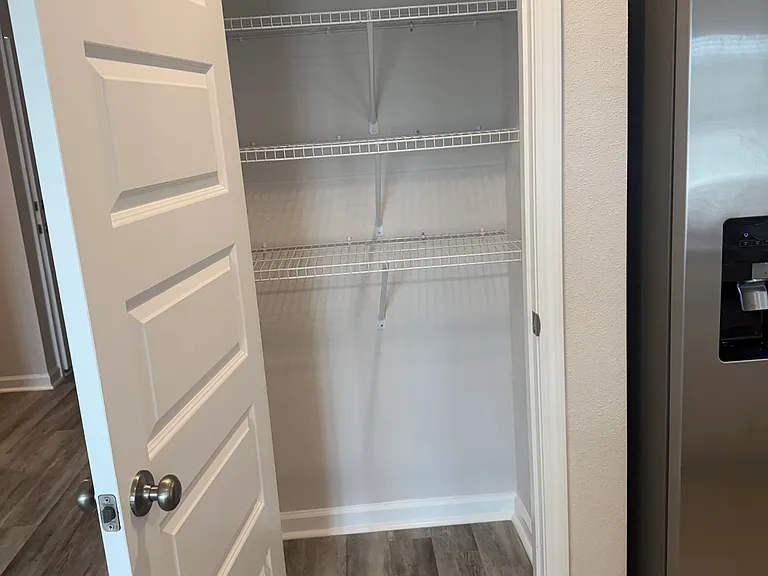 4335 Redbay Ct — Photo 8