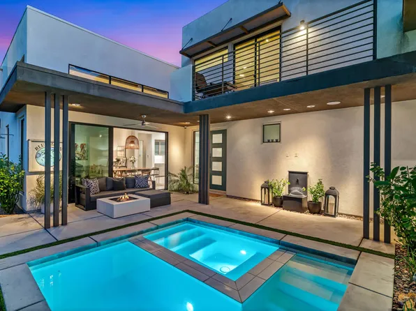 188 Blue Moon Dr, Palm Springs, CA 92262