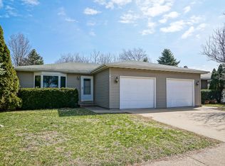 12412 N Brentfield Dr, Dunlap, IL 61525