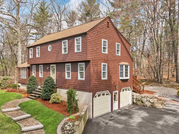 12 Autumn Street, Windham, NH 03087