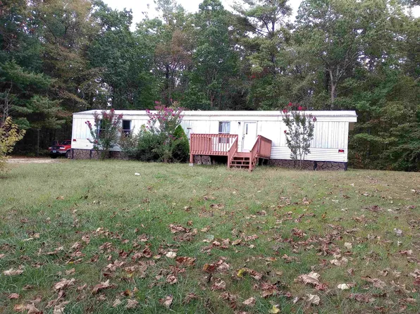 30 Laurel Dr, Greenville, VA 24440