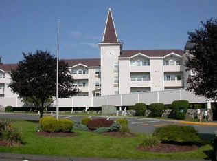 160 South St, Danbury, CT 06810