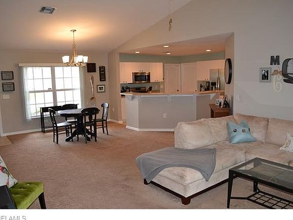 4th image of 1026 Alvin Ave