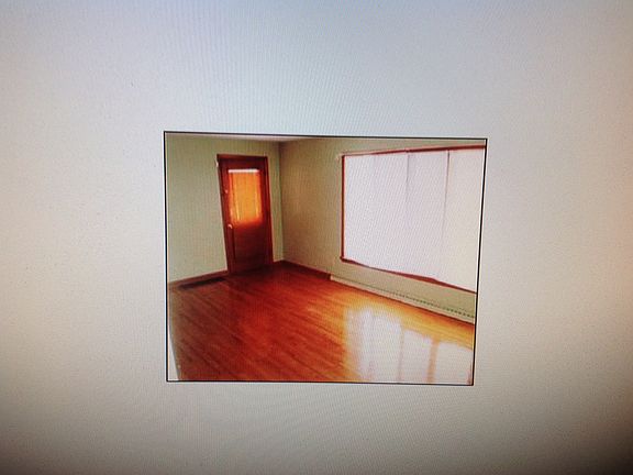4th image of 1160 W 8th St