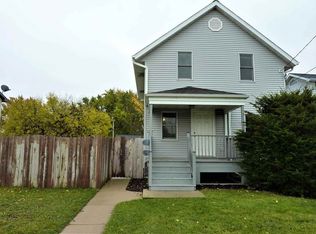 1213 W College Ave, Appleton, WI 54914