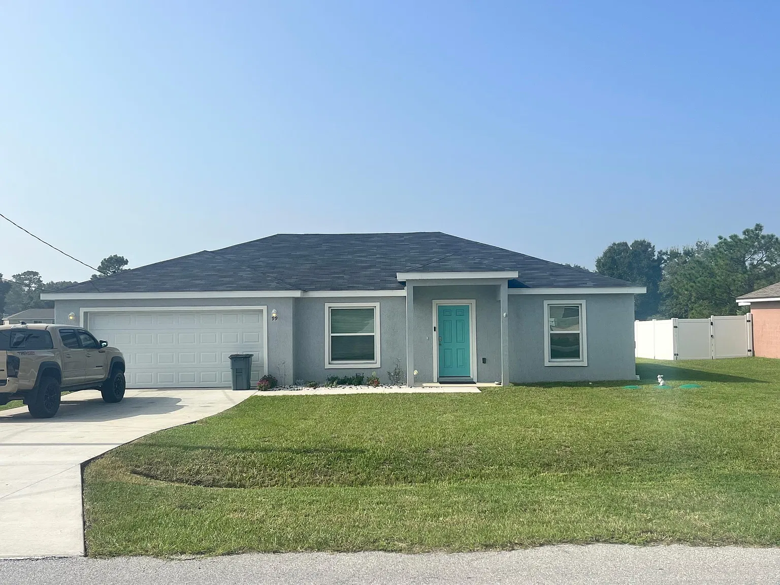 3 bed, 1400 sqft, $1,800 — Photo 1