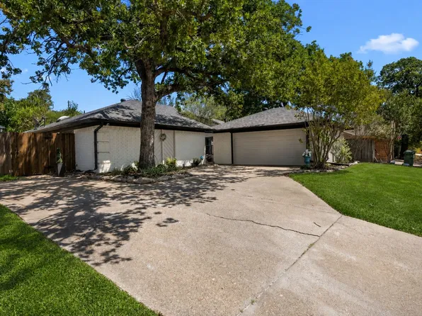 7300 Timberlane Dr, North Richland Hills, TX 76182