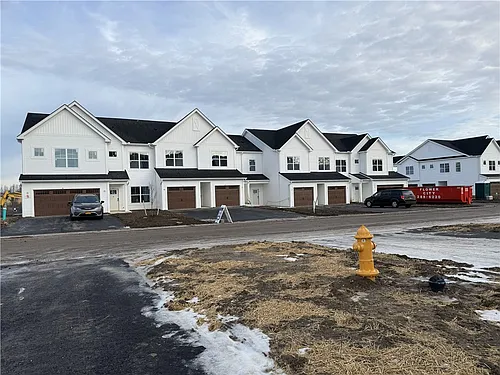 103 Erie Ridge Dr Photo 1