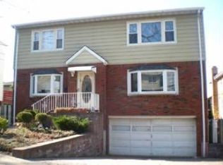302 E Brinkerhoff Ave, Palisades Park, NJ