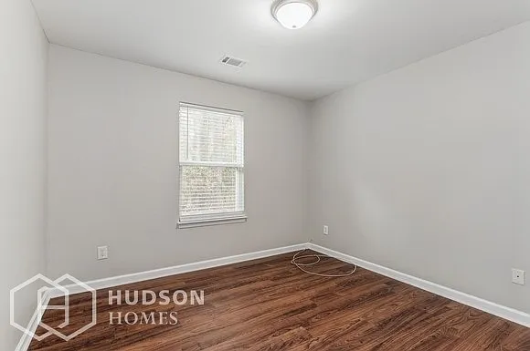 818 Round Tree Ct — Photo 14