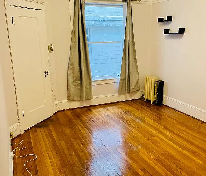 1801 Franklin St #302 — Photo 16