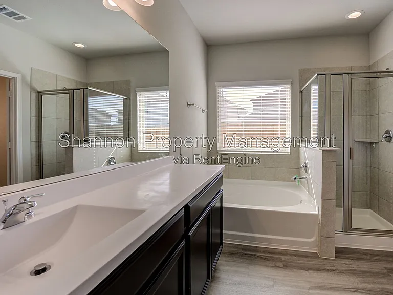 6544 Castle Loch Ct — Photo 16