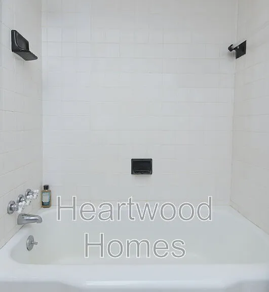 2417 Clark St #B — Photo 34