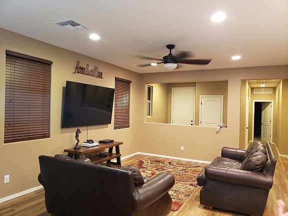 5th image of 18375 N Russell Dr