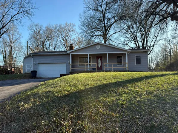 532 Beechwood Dr, Charlestown, IN 47111