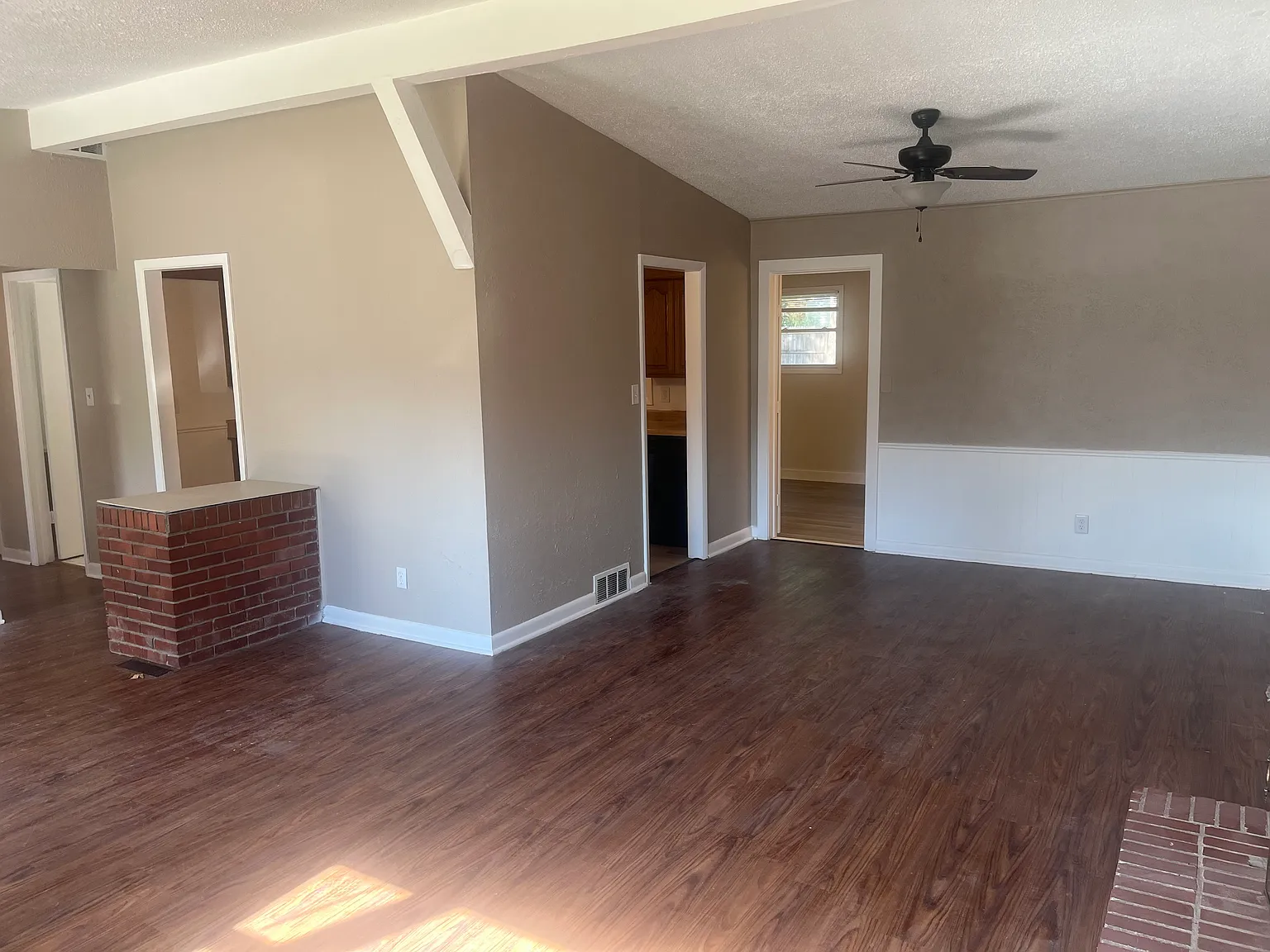 4 bed, 1800 sqft, $1,800 — Photo 3