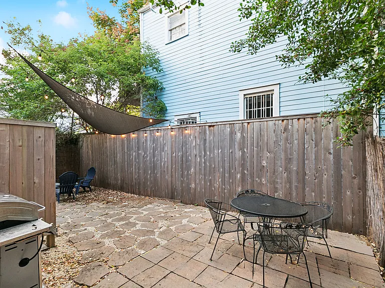 2235 N Rampart St — Photo 42