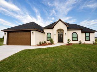 488 County Road 468, Elgin, TX 78621