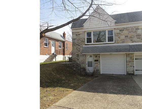 2nd image of 8831 Danbury St
