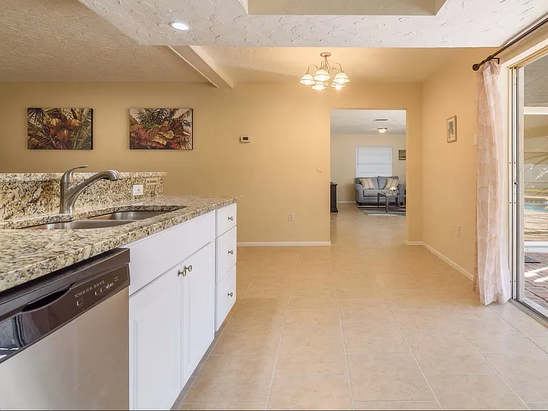 2318 Riverwood Pines Dr — Photo 4