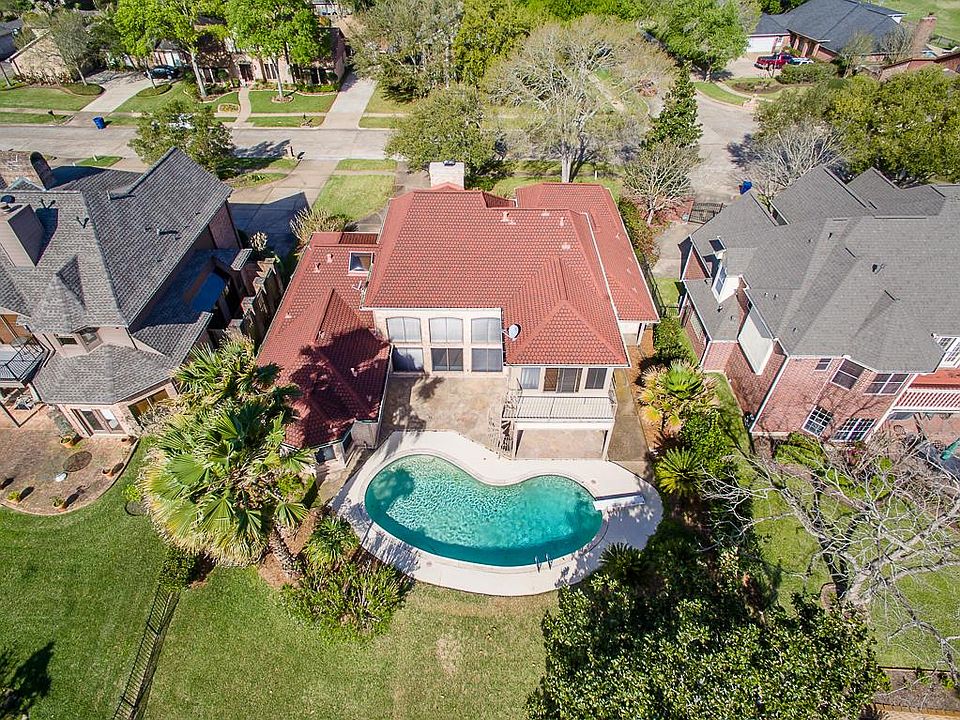 1st image of 3803 E Valley Dr