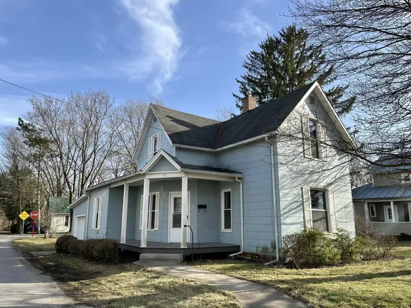 93 Columbus Rd, Mount Vernon, OH 43050