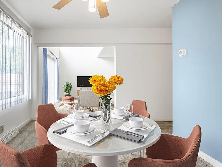 Emerald Springs Apartment Homes — Photo 8