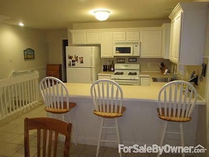 3rd image of 309 40th St #W