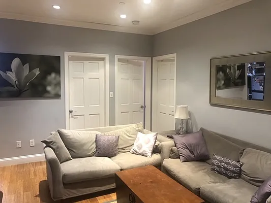 Rented by Meraki Realty LLC | media 9