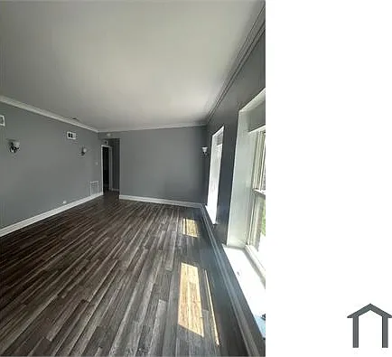 7926 S Kingston Ave #1E — Photo 1