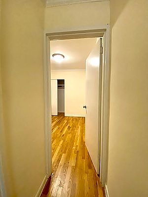 4th image of 427 E 83rd St APT 1A