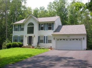 135 Hartwood Meadows Dr, Fredericksburg, VA 22406