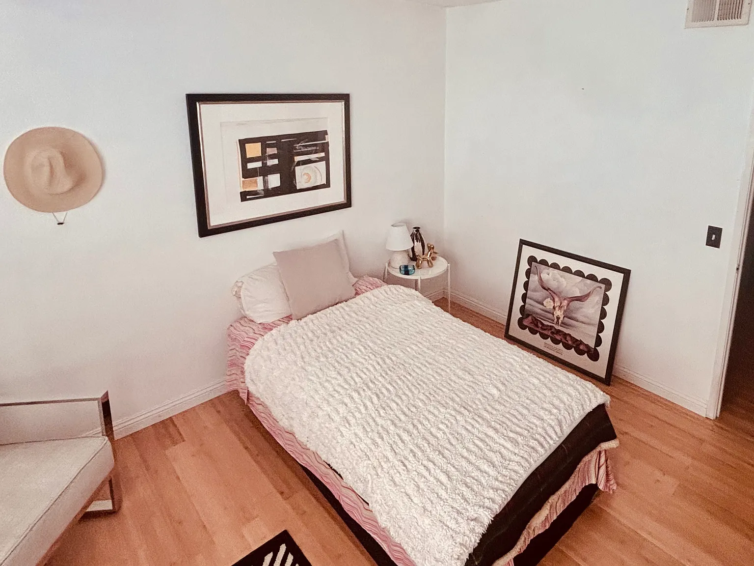 Bentley Court, San Dimas — Photo 2
