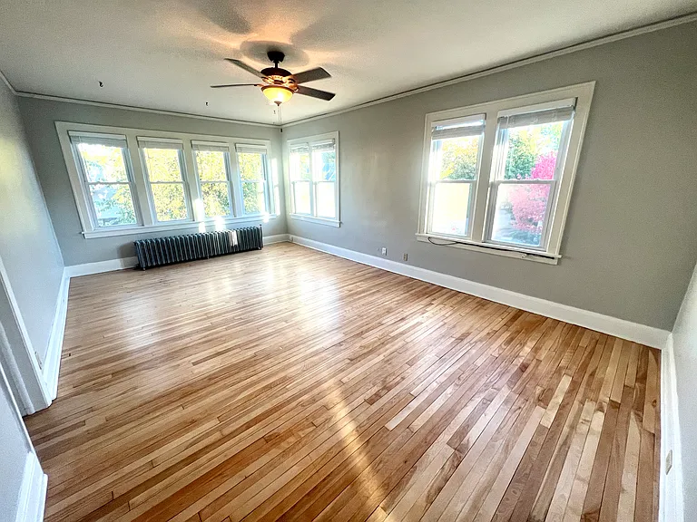 2654 Colfax Ave S — Photo 1