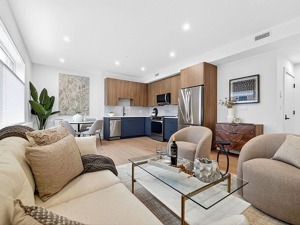 1st image of 27 Dixwell St #4