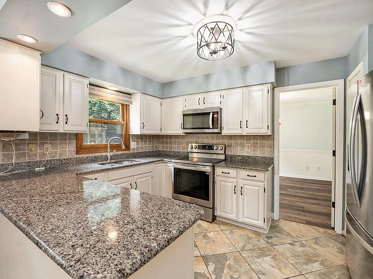 6565 Pleasantview Dr — Photo 4
