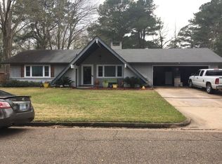 6133 Ferncreek Dr, Jackson, MS 39211