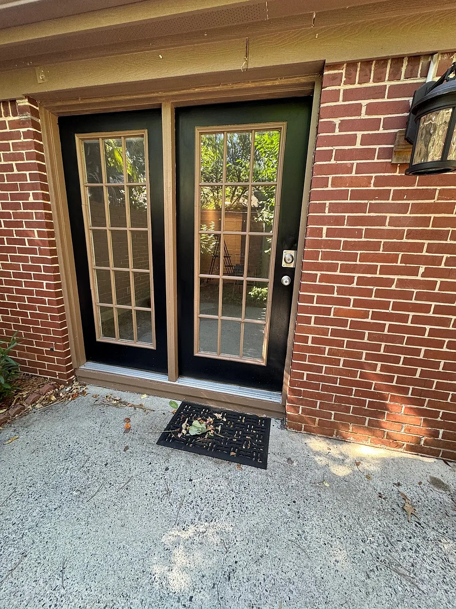 REAR PATIO DOOR - 5375 Roswell Rd #1C