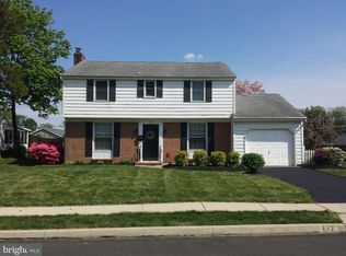 127 Louise Dr, Morrisville, PA 19067