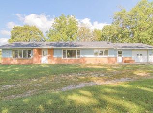 5494 Chambers Ave SW, Kalona, IA 52247