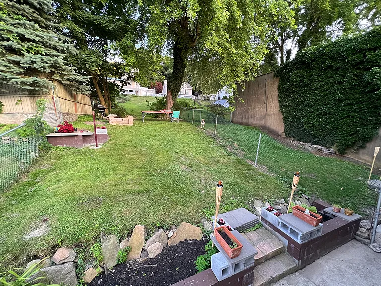 44 E Bacon St #B — Photo 7