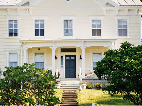 4th image of 132 Decker Road