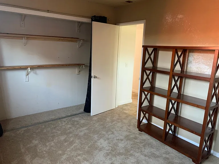 1574 Santa Ana Ave — Photo 14